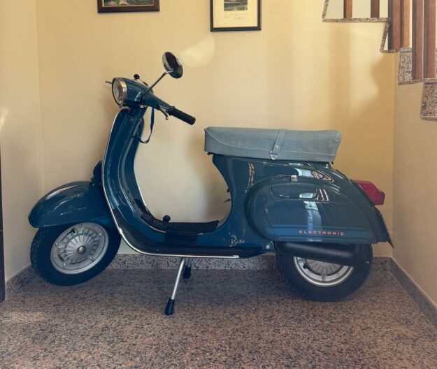 Piaggio Vespa 125 Primavera ET3 (1976) – Certificata Targa Oro FMI