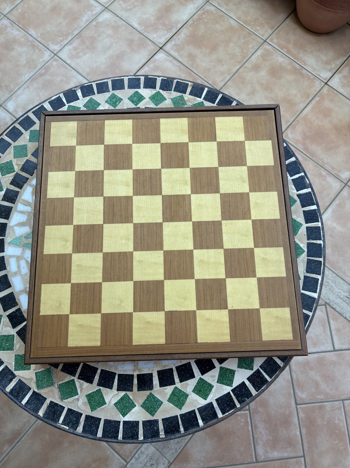 Scacchiera in legbo