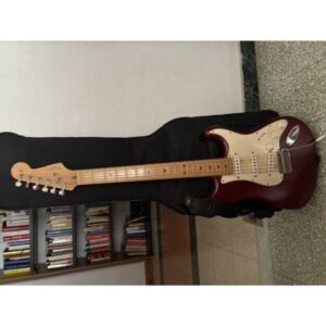 Fender American Series Stratocaster (Made in USA).